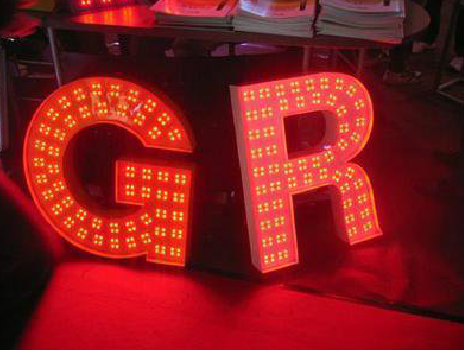 牟定LED发光字常见的安装误区。